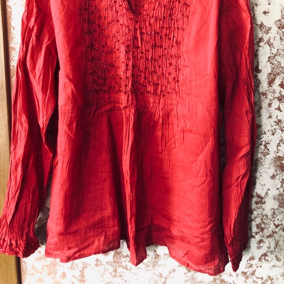 🌺 Blouse, Krinkly with sequins NWOT (never worn) - Picture 3 of 16